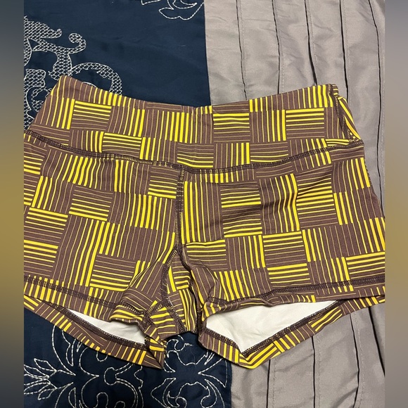 4 pair of shorts. Reebok, savage barbell, rogue, salty savage - Picture 2 of 10